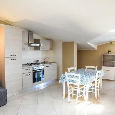 Appartamento Attic Aries *